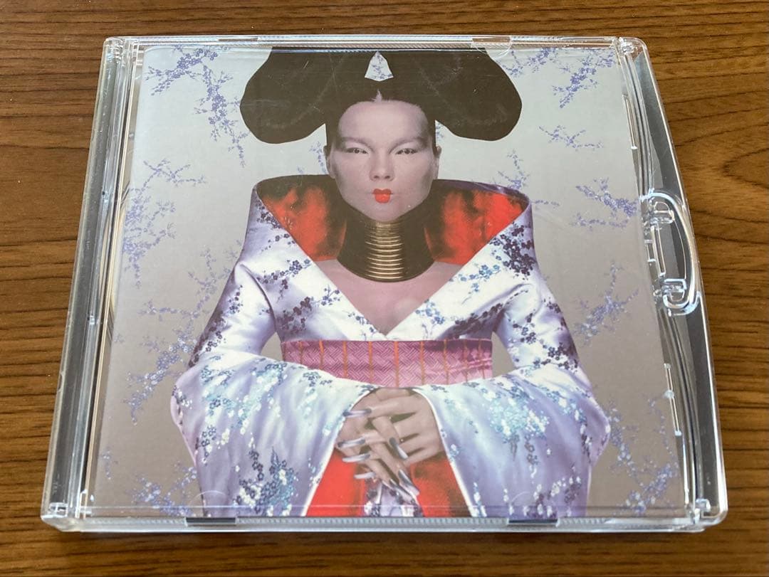 アルファクリムゾンカズ