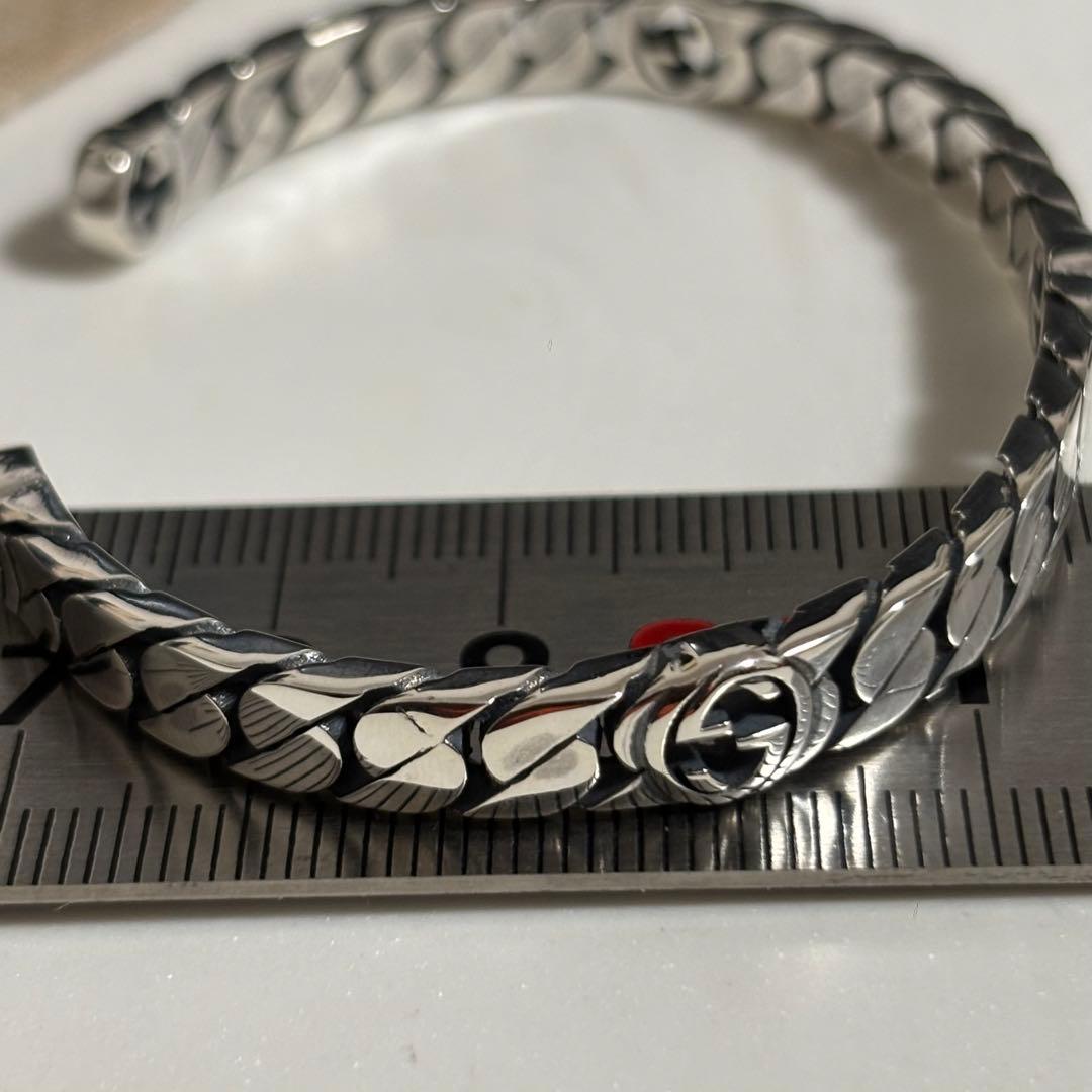 GUCCI 新品同様品　インターロッキングバングル　ブレスレット　刻印18