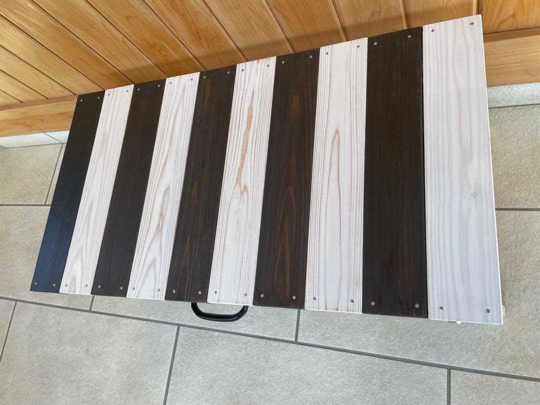 折りたたみ木製テーブル 白茶ストライプ