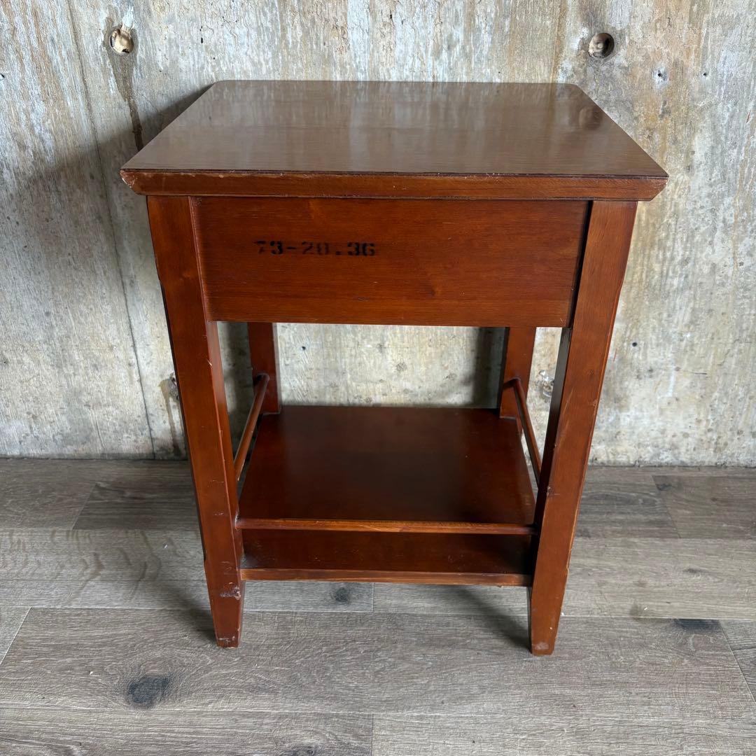 アメリカヴィンテージ US 米軍放出品　ナイトテーブル　サイドテーブル