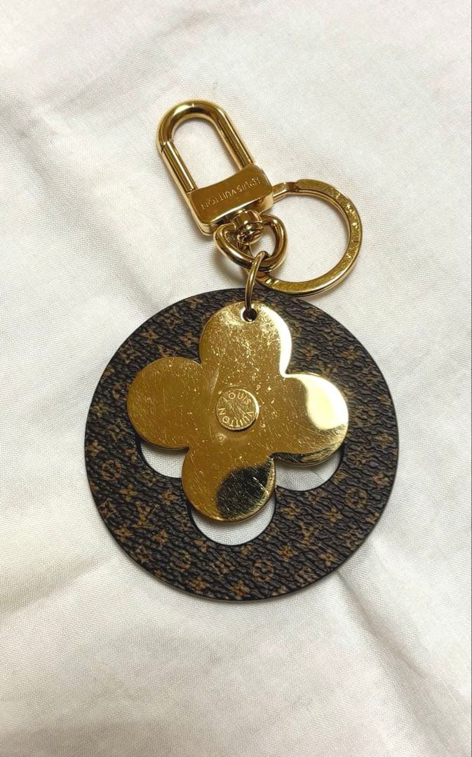 ルイヴィトン キーホルダー ポルトクレパズルフラワー キーリング