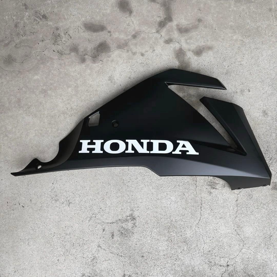 CBR400R 2022年型 2BL-NC56 アンダーカウル（右）