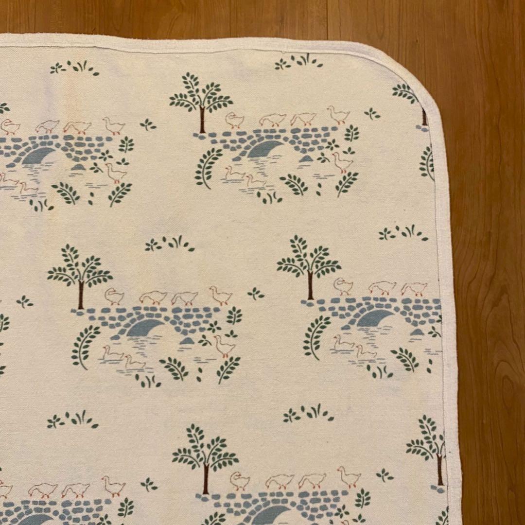 スペイン製 MORA ™︎ ヴィンテージ リバーシ ブルラグカントリー柄