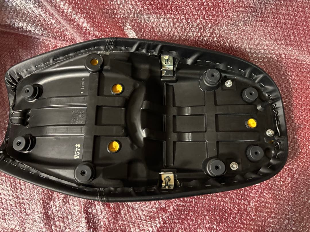 z900rsローダウンシート