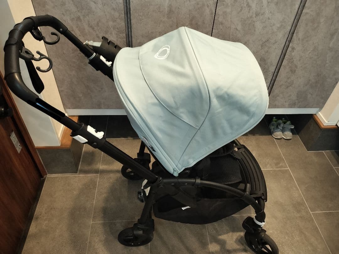 【値下げ】バガブーBee6 水色　美品　1年半使用！2022年購入　サイベックス