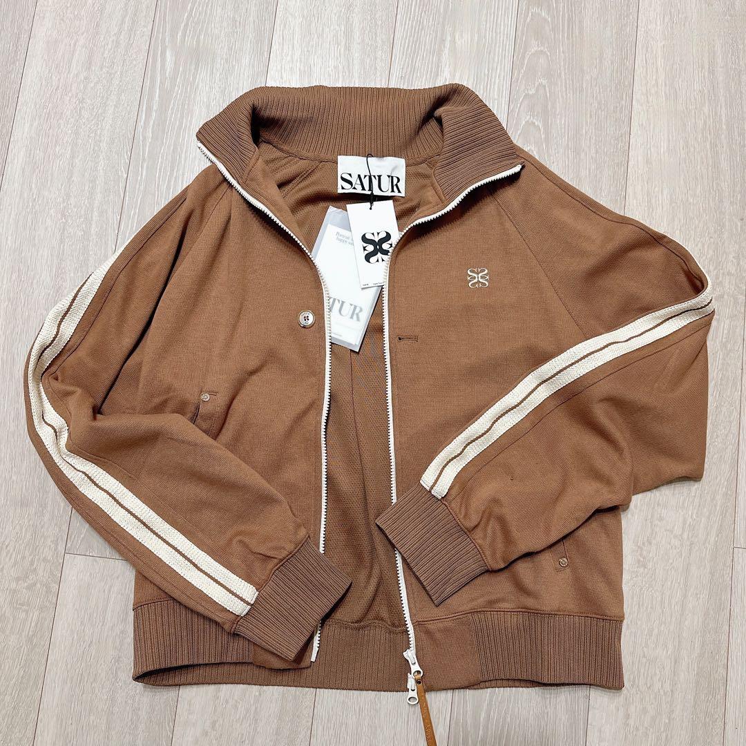 【Gattiサラ(李ファミ)着用】 SATUR トラックジャージ 上下セット