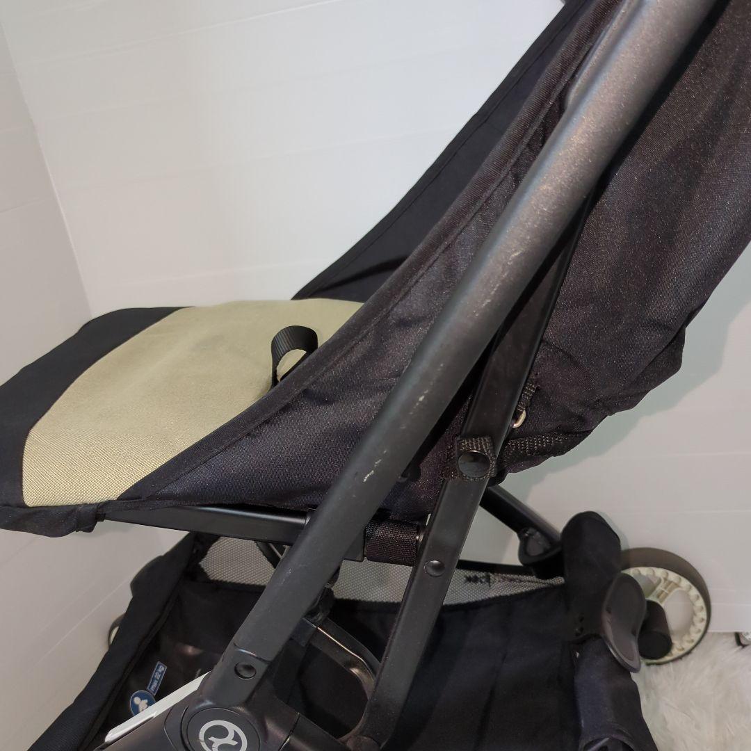 サイベックス リベル クラシックベージュ　cybex