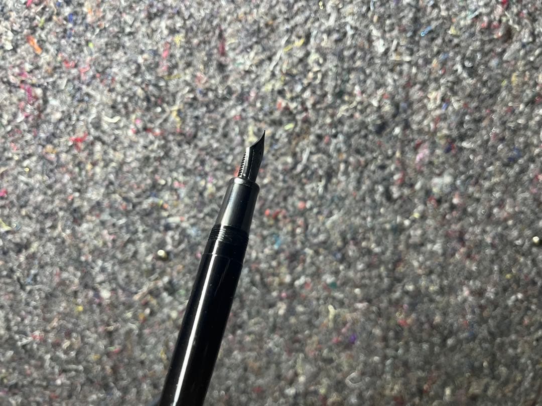 【セーラー万年筆】ブラックラスター 細字 F