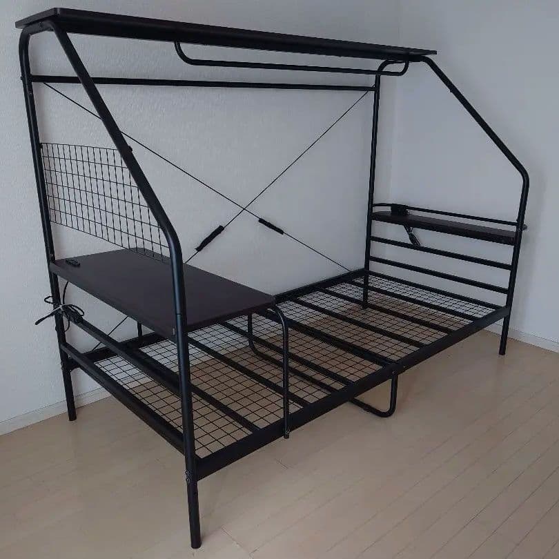 ※直接引き取り限定※ デスク.コンセント付き ベッドフレーム シングル