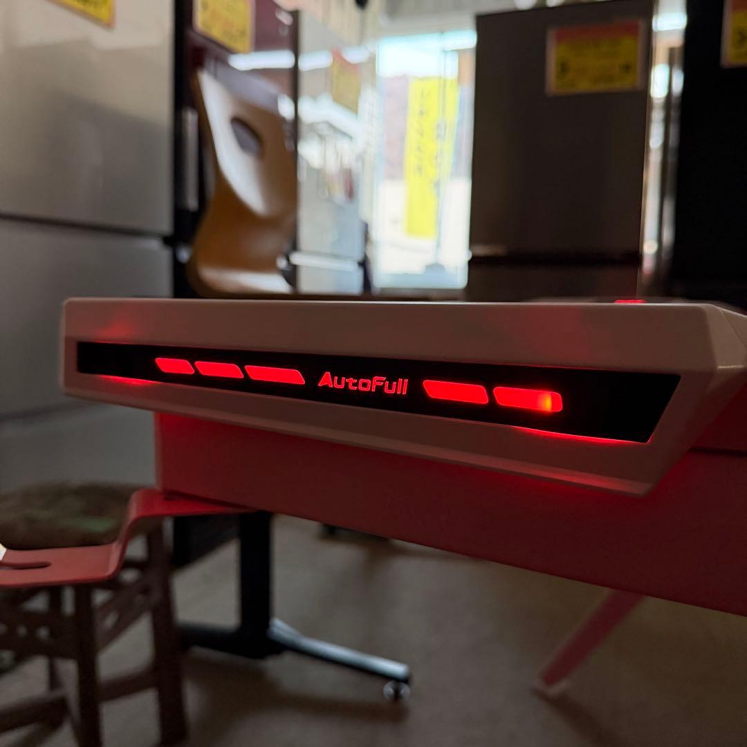【美品‼️】Autofull オートフル ゲーミングデスク ワイヤレス充電　ピンク
