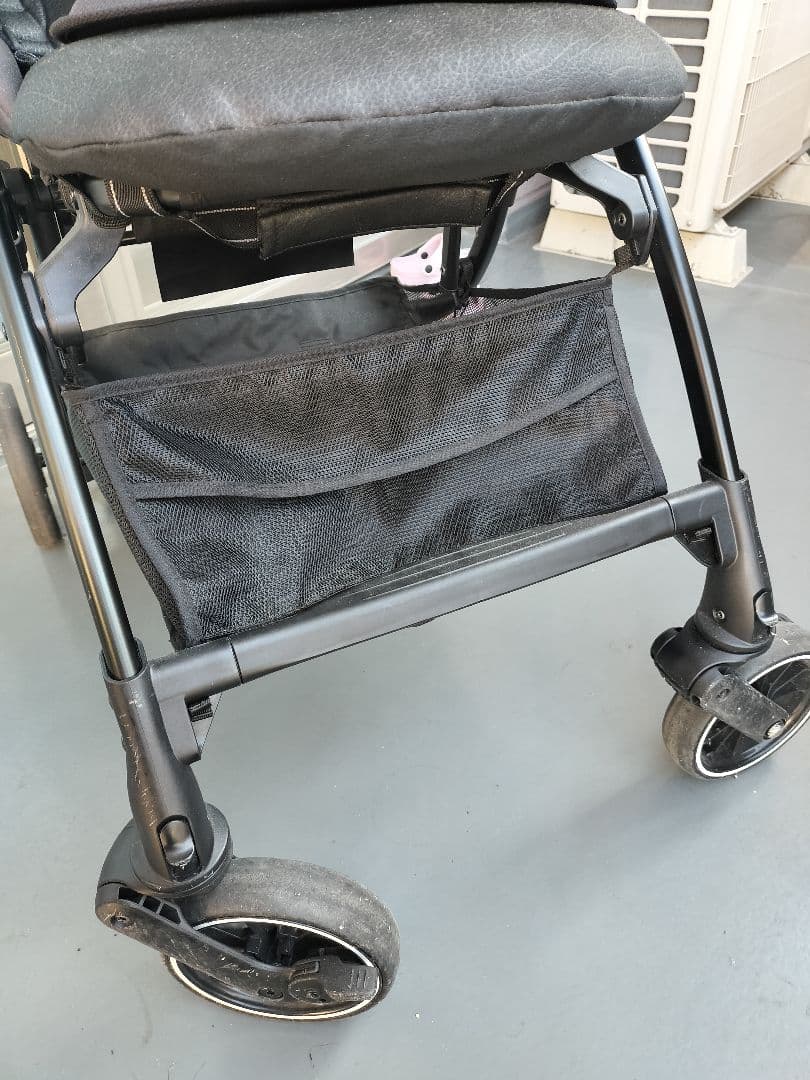 美品　スゴカル Switch plus エッグショックEX ベビーカー