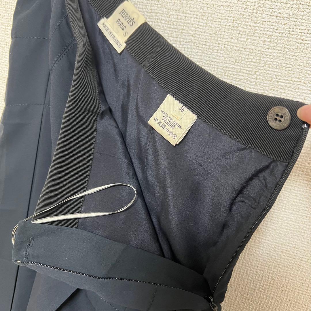 ☆エルメス HERMES スカート 膝丈 ネイビー プリーツ