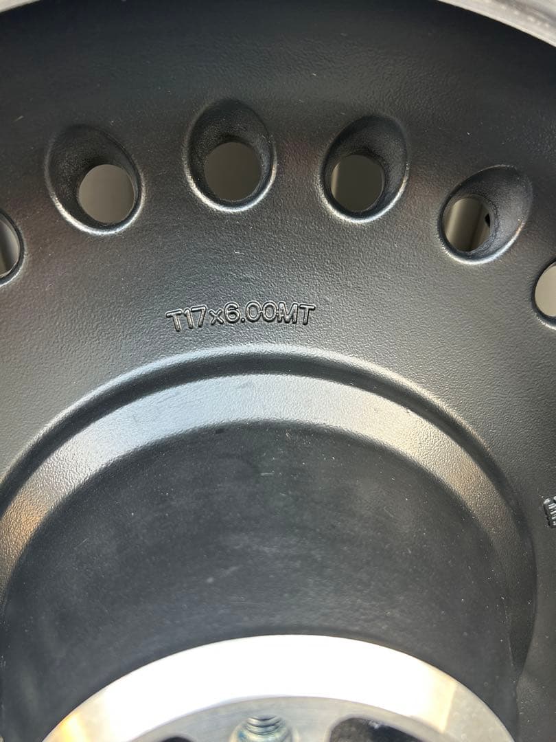 ハーレー17インチホイールセット