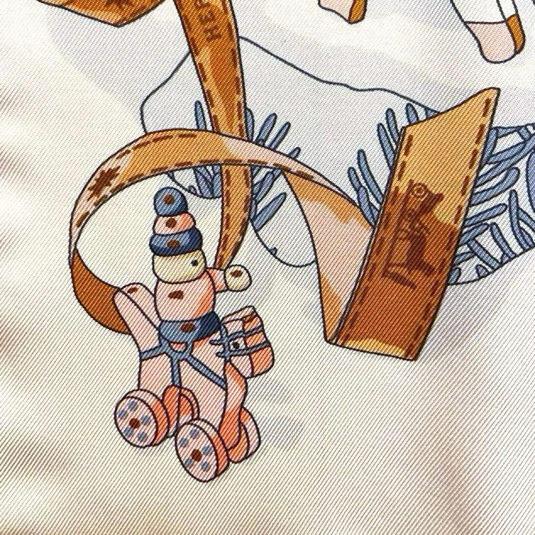 希少極美品 エルメス シルクスカーフガヴロッシュ フォーブル24番地のクリスマス