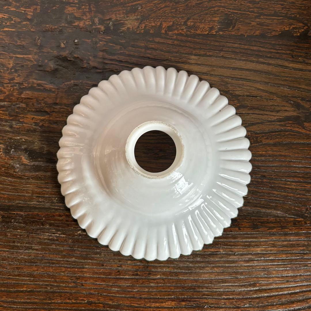 アンティーク電笠　乳白色　青