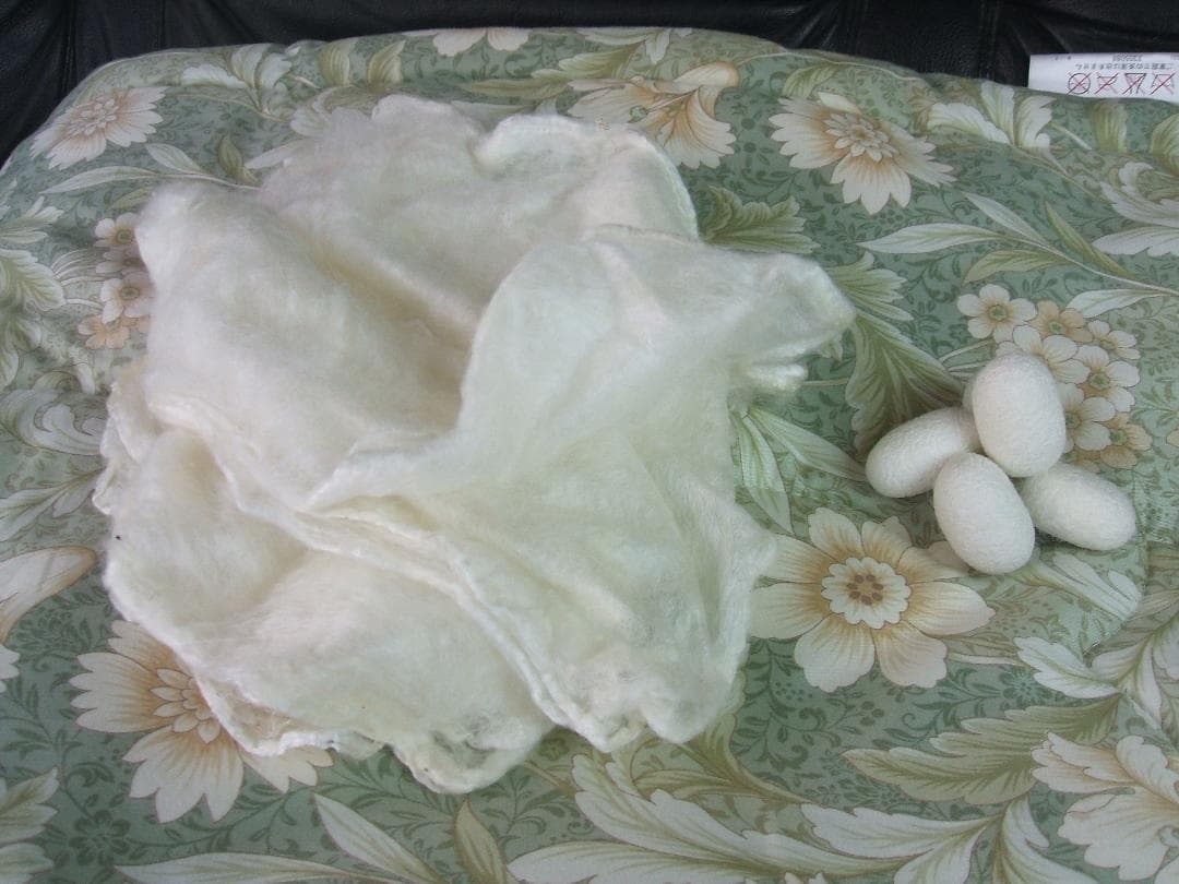 新品＊日本製＊手引き真綿（絹・シルク）＊高級真綿掛布団＊１キロ（シングル）