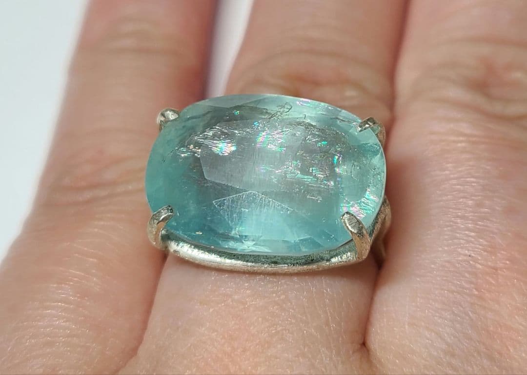 見事なレインボー!!★非加熱アクアマリンリング★