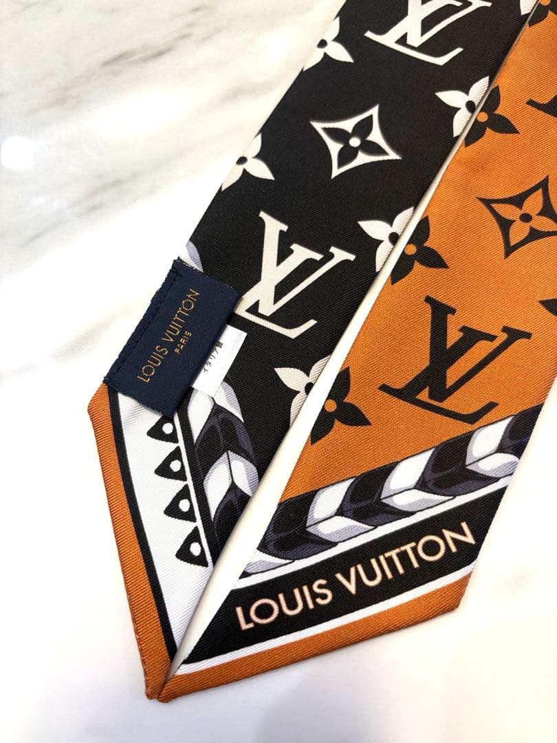 ルイヴィトン　モノグラム　バンドー　保存袋とショッパー付き