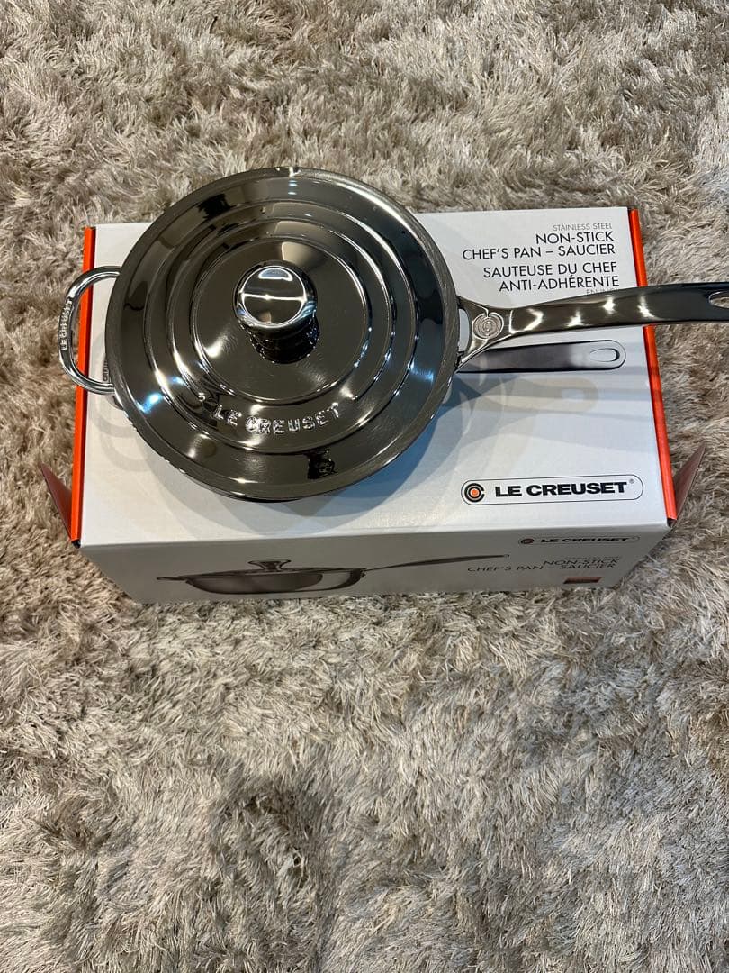 【新品未使用】LE CREUSET ノンスティック片手鍋 24cm