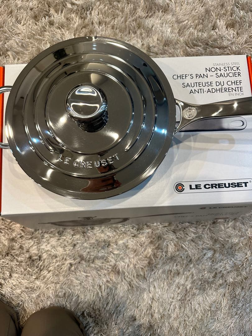 【新品未使用】LE CREUSET ノンスティック片手鍋 24cm