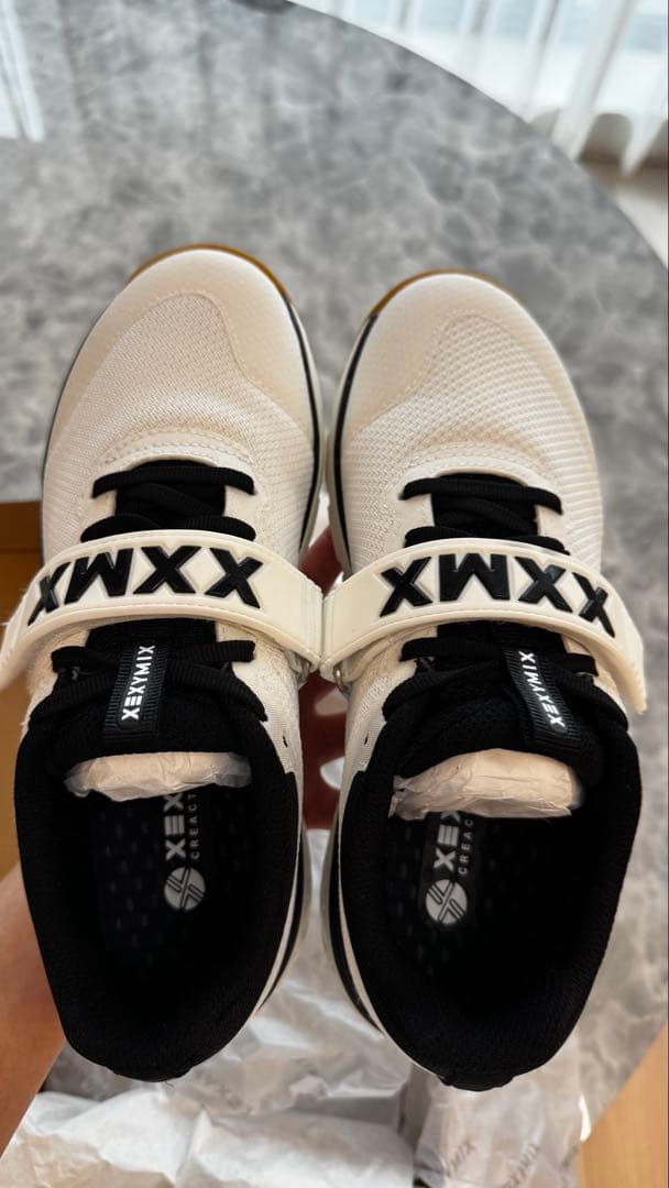 XEXYMIX トレーニングシューズ 24.0cm ホワイト/ブラック