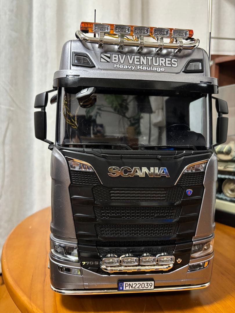 タミヤ1/14 スカニア　770S 8×4/4 フルオペレーション