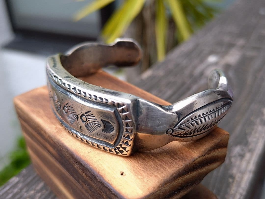 インディアンジュエリー、coinシルバーバングル、シルバーバングル