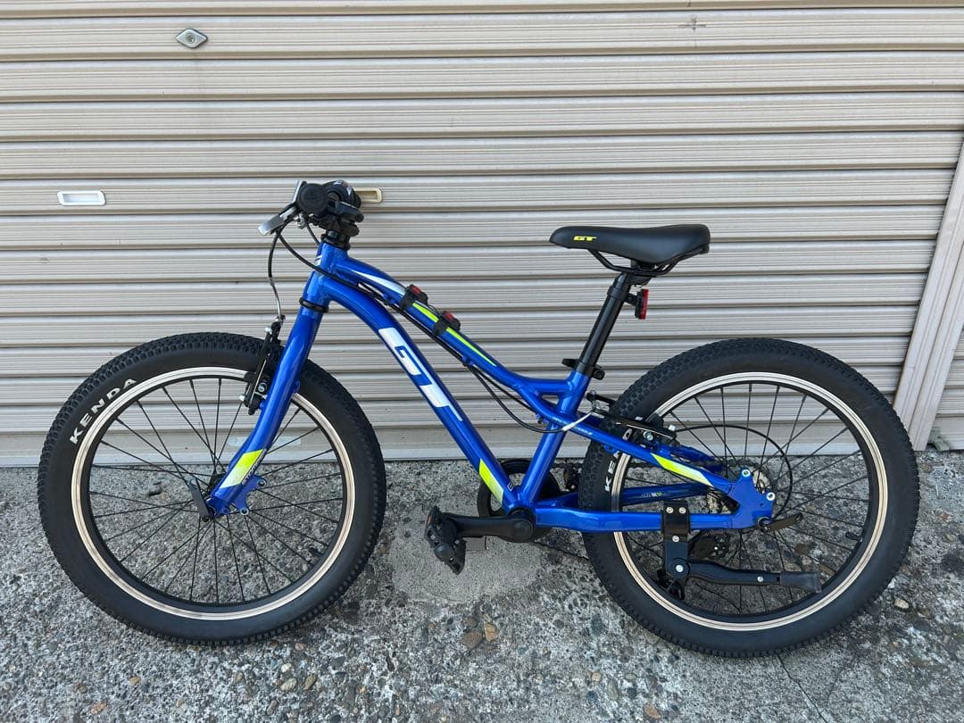 GT 20インチ 青　STOMPER PRIME 20 2021年モデル