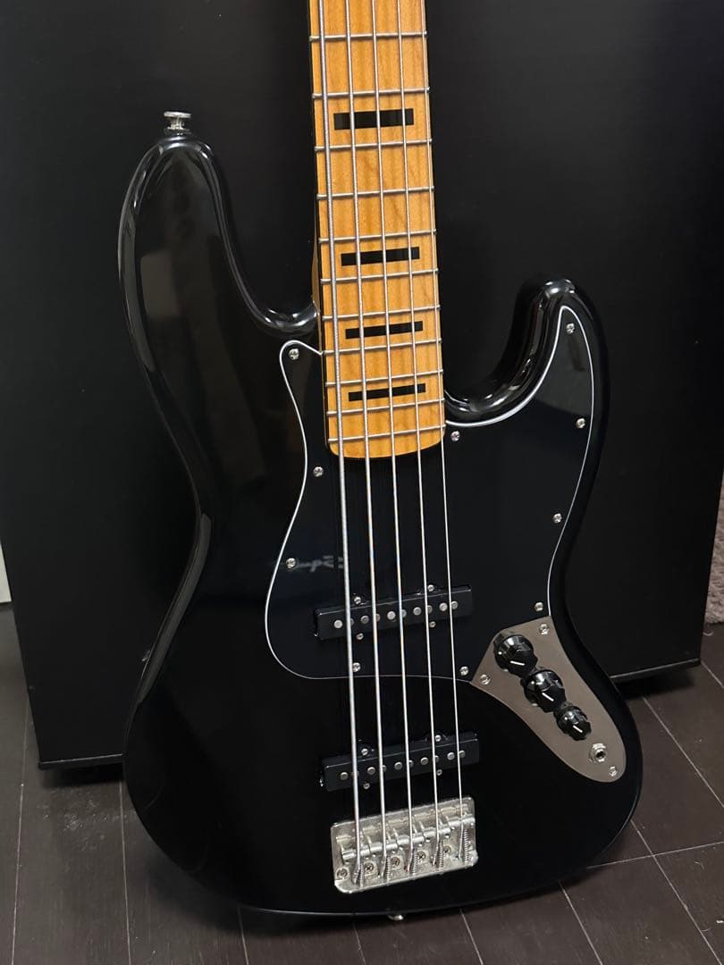 ベース Squier Classic Vibe '70s JazzBassV Black