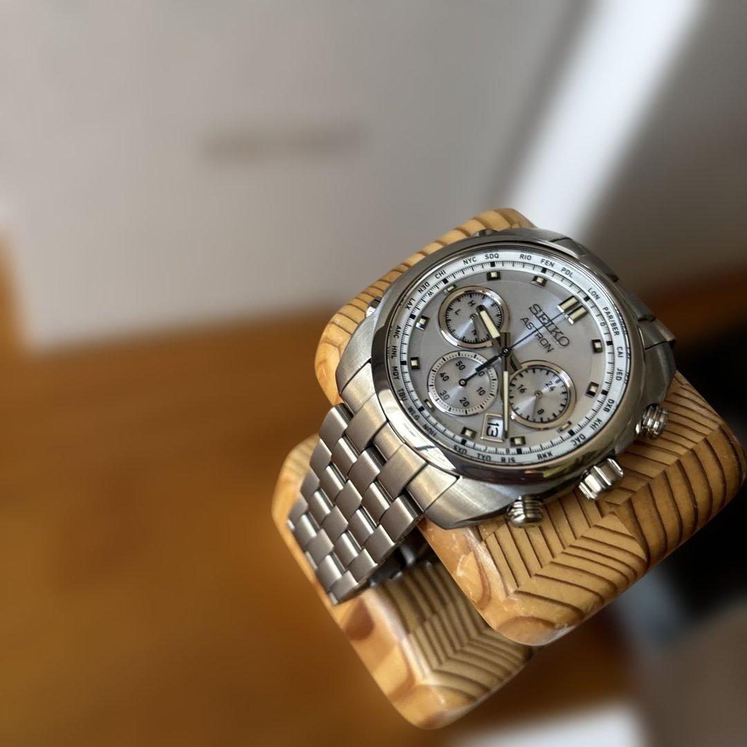 SEIKO Astron クロノグラフ 時計