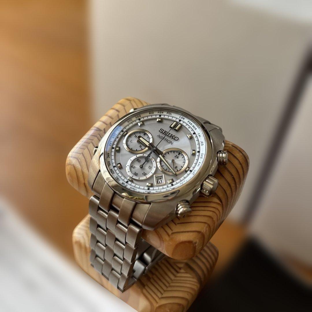 SEIKO Astron クロノグラフ 時計