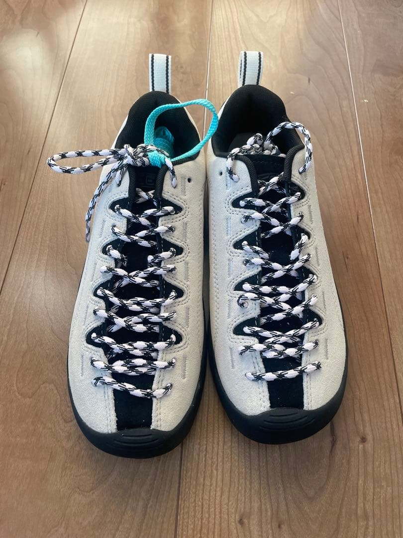 新品未使用　KEEN JASPER キーン　ジャスパー　限定カラー　レディース