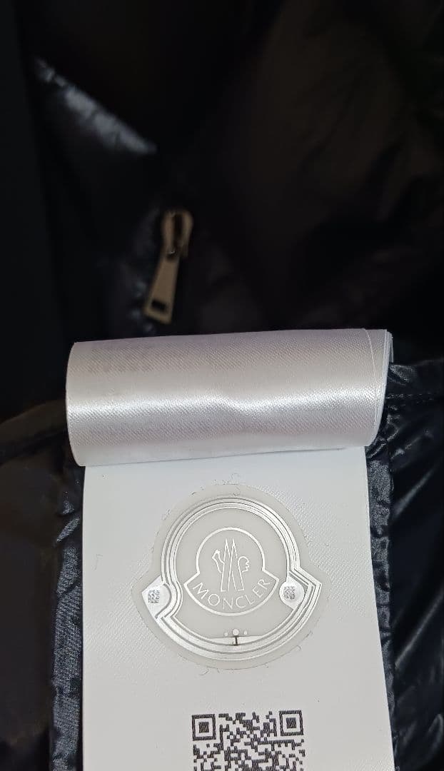 モンクレール　ダウンカーディガン