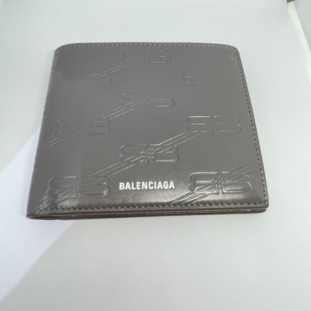 ♡良品 BALENCIAGA 二つ折り 財布　BB ロゴ　エンボス モノグラム
