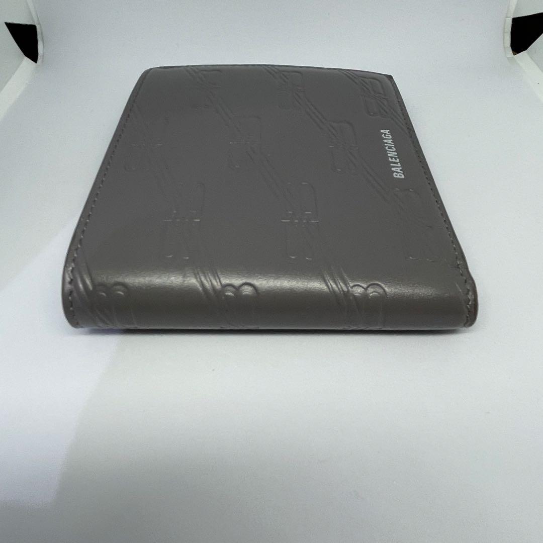 ♡良品 BALENCIAGA 二つ折り 財布　BB ロゴ　エンボス モノグラム