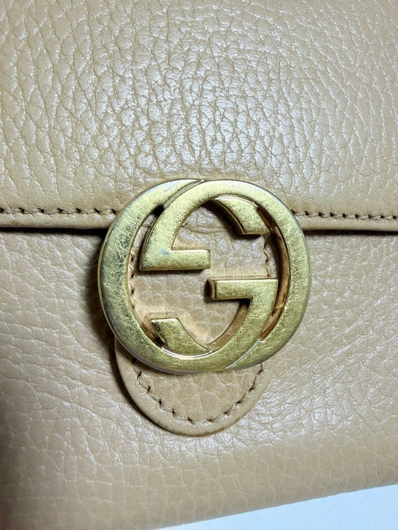 Gucci レザー二つ折り財布 ベージュ
