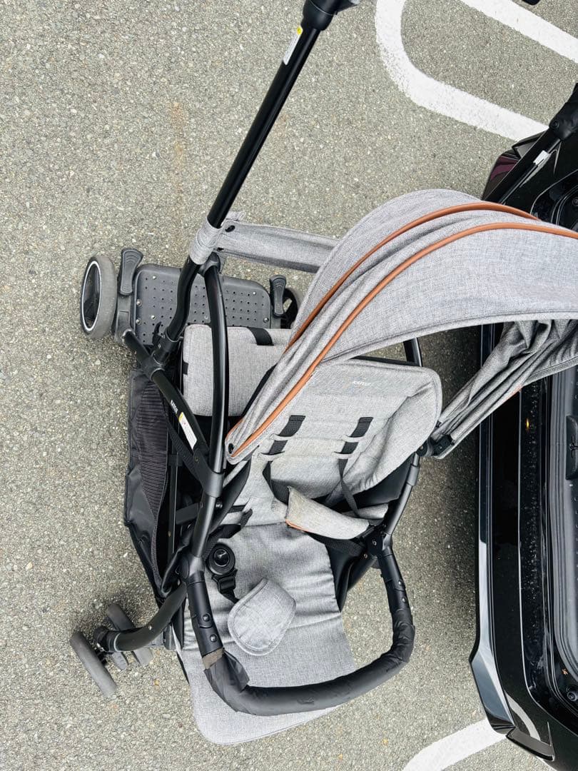 二人乗りベビーカー 調整可能ハンドル