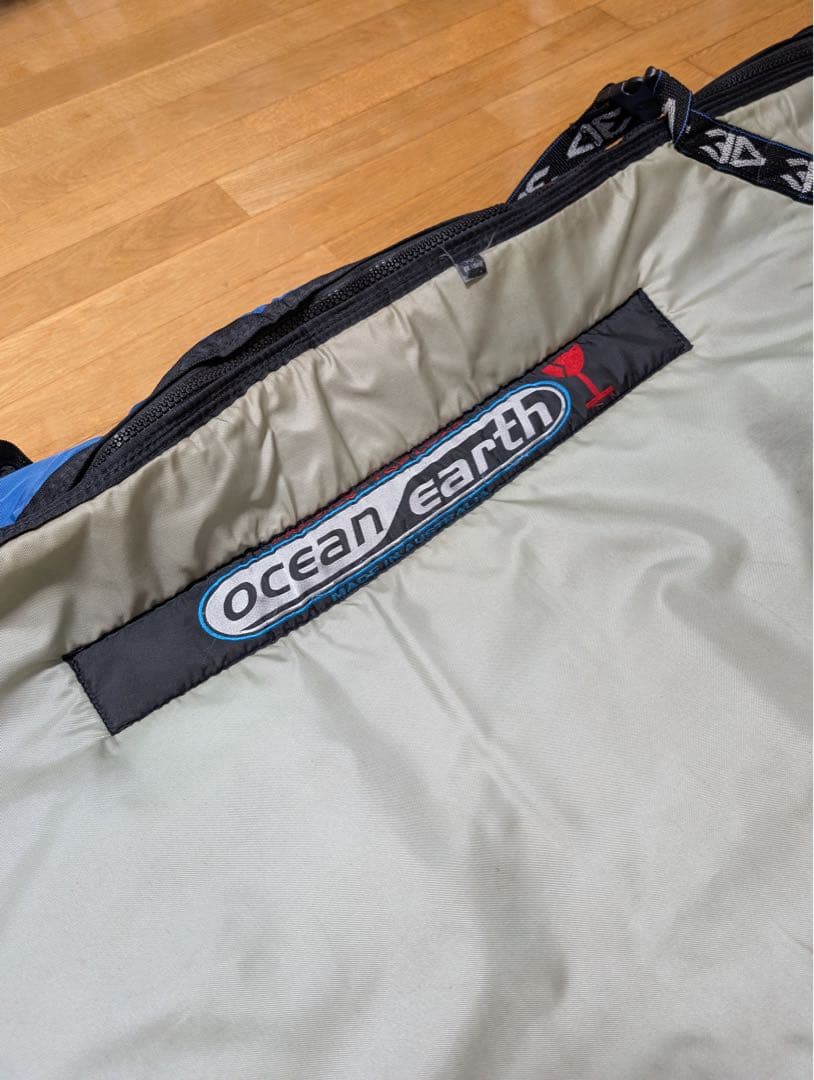 OCEAN&EARTHオーシャンアンドアースハードケース7'0ft 2〜3本用