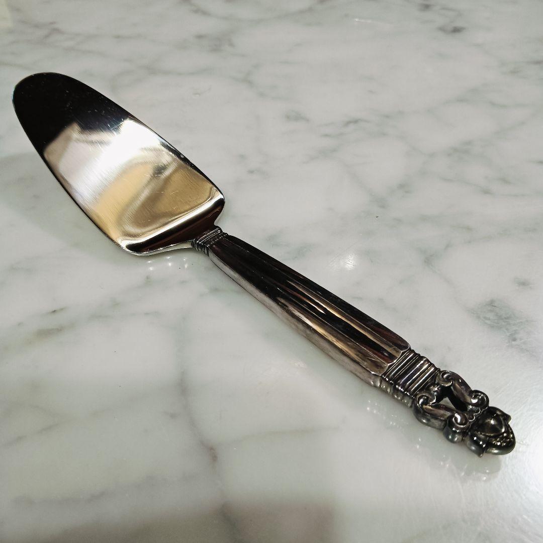 【flawless】ジョージジェンセンのエコーンケーキサーバー