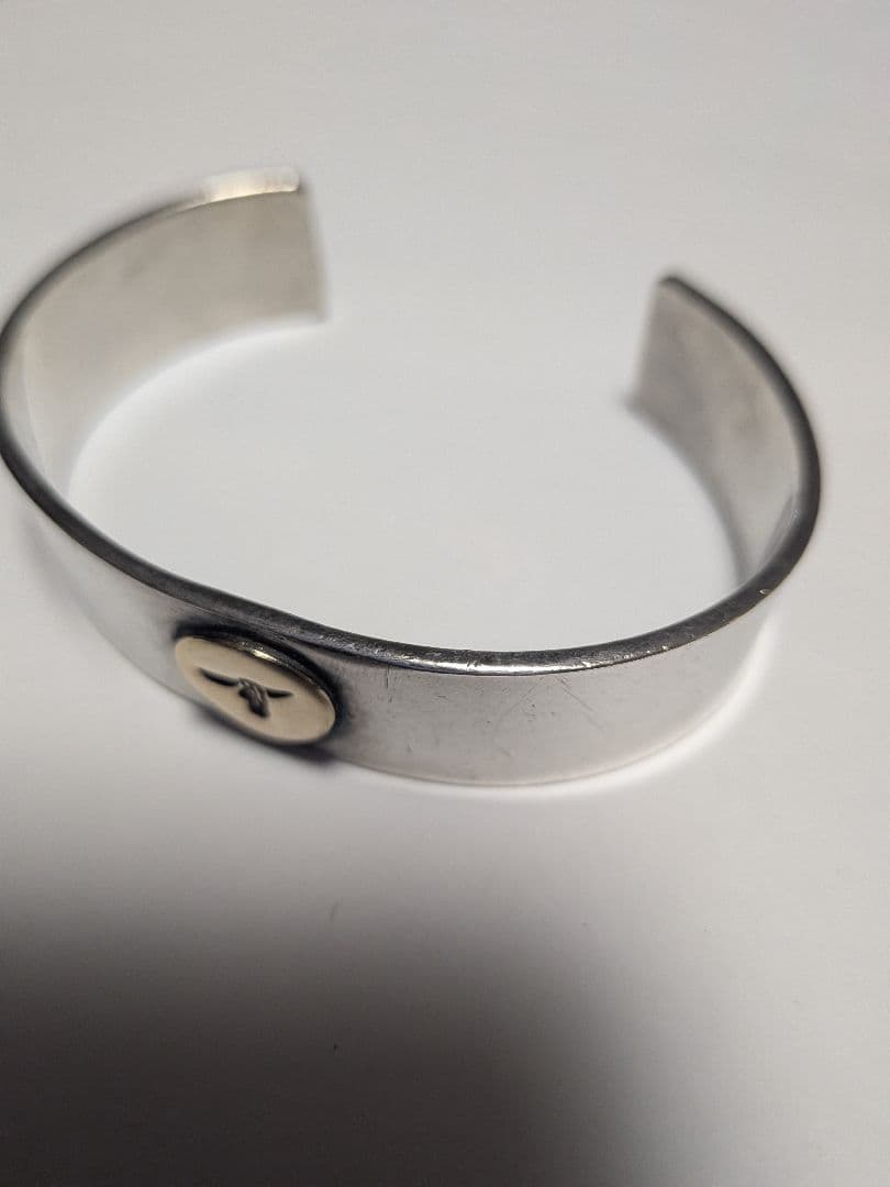 シルバー カウヘッド バングル