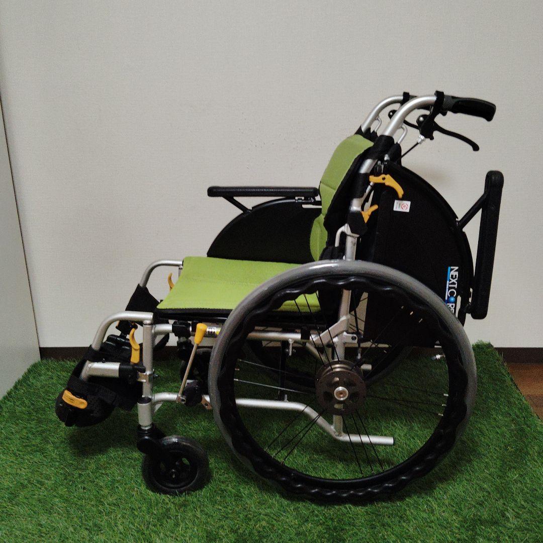 松永製作所 自走式 多機能 車椅子 NEXT-31b