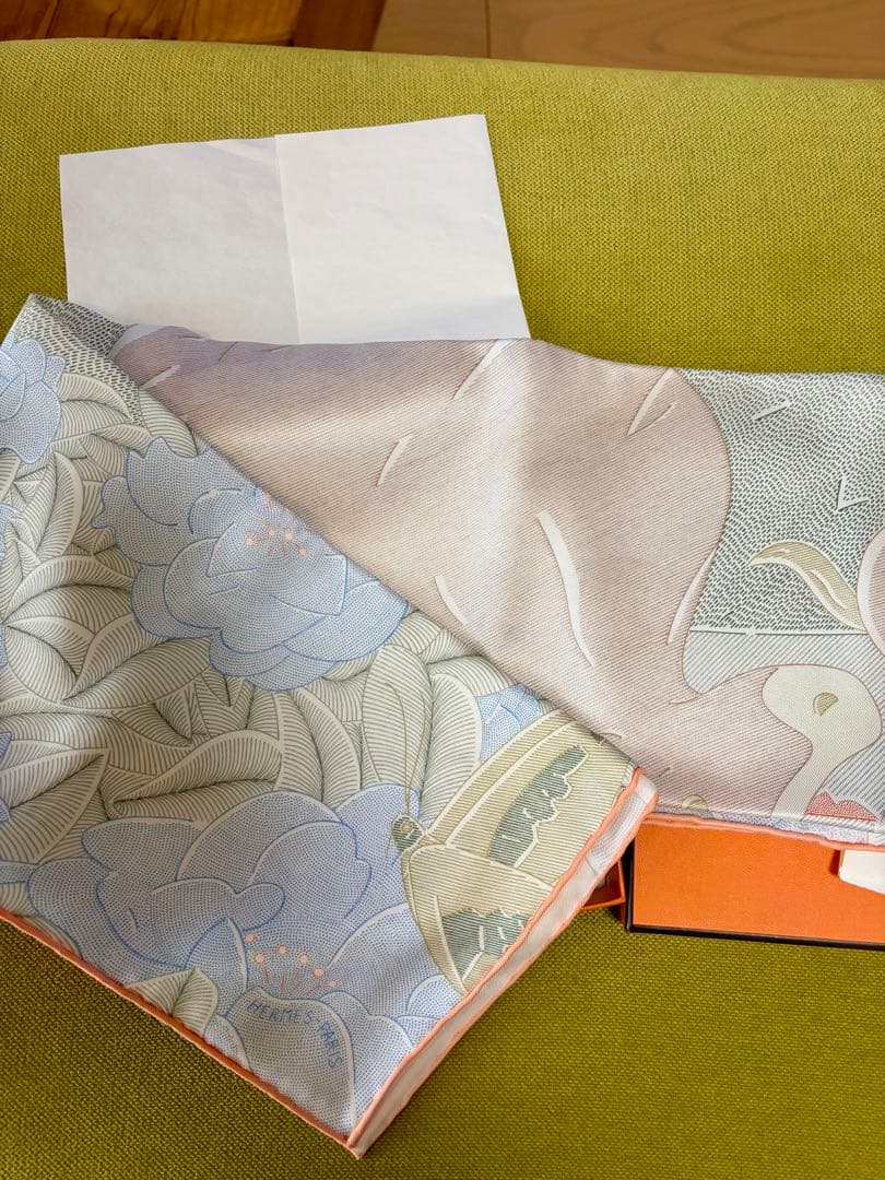 エルメス　HERMESカレ 70 《風に酔いしれて》