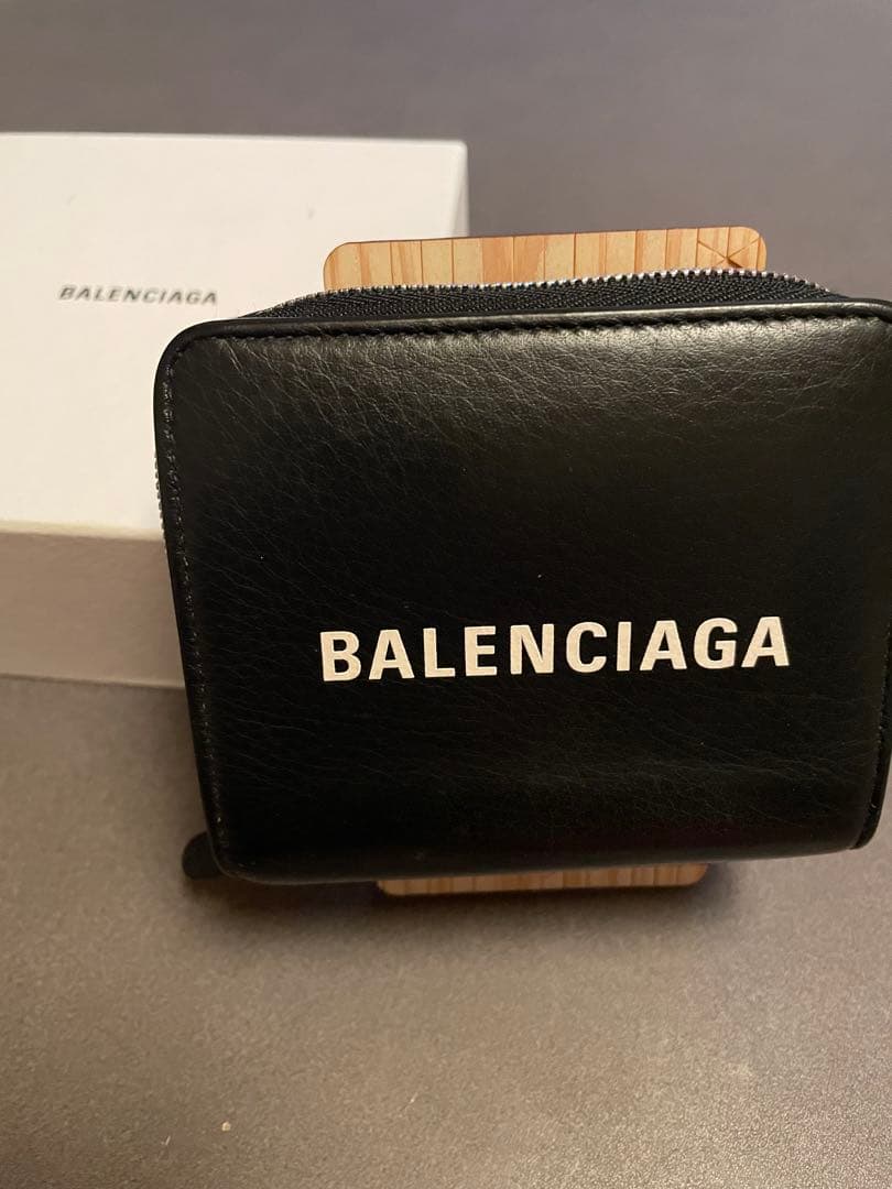 BALENCIAGA/バレンシアガ/ジップウォレット/財布/2つ折り