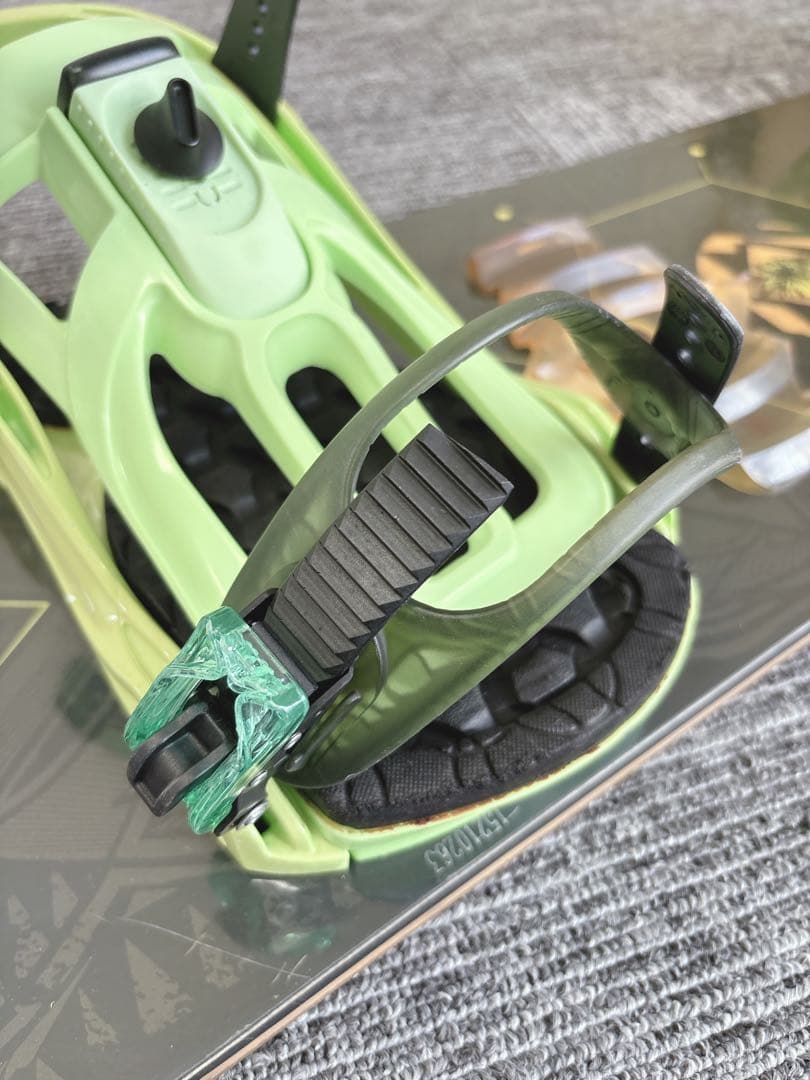 64超豪華❗️サロモン メンズスノーボードセット★スノボ147cm+ビン付