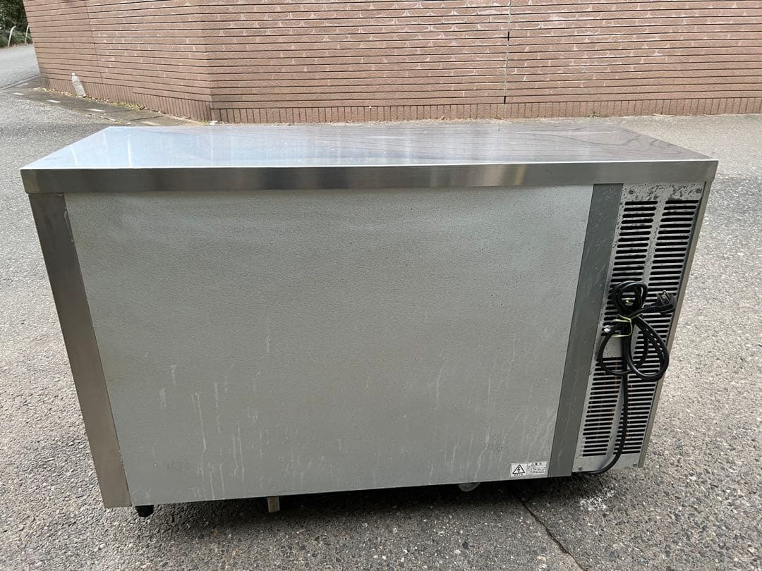 フクシマテーブル型冷凍冷蔵庫 2017年