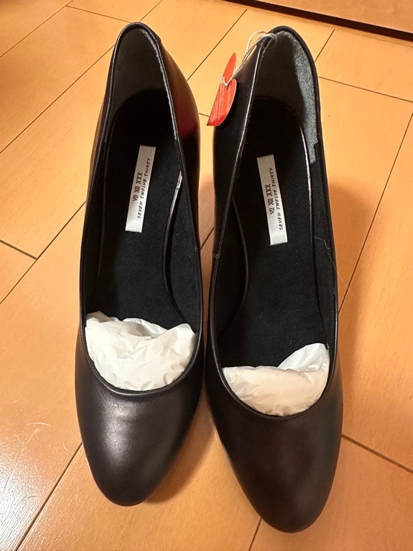 セブントゥエルブサーティー ハイヒール