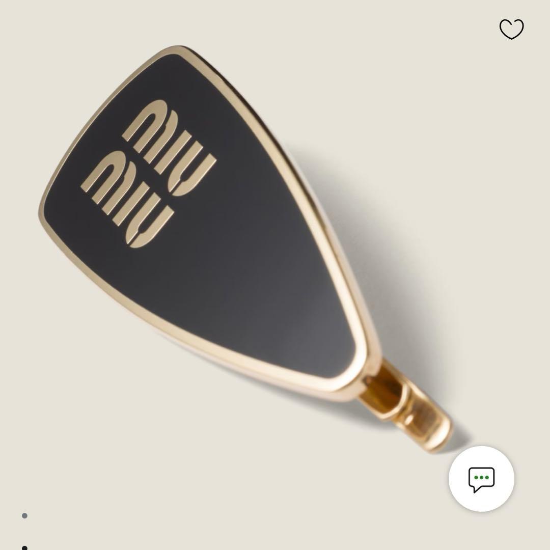 【新品未使用】miumiuエナメルメタル ヘアクリップ ブラック