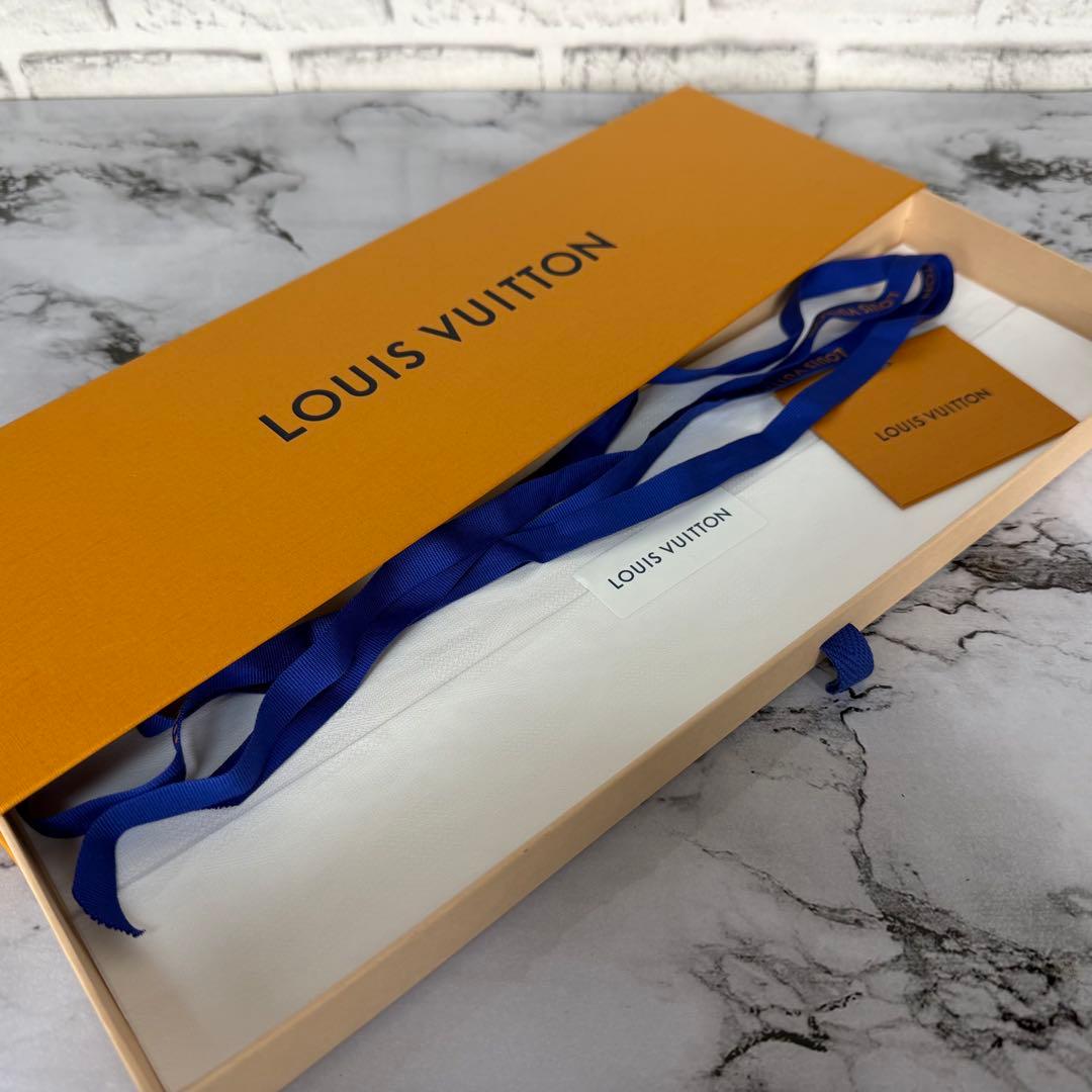未使用品✨ルイヴィトン 最高級ネクタイ ダイヤモンドV 現行タグ 箱完備
