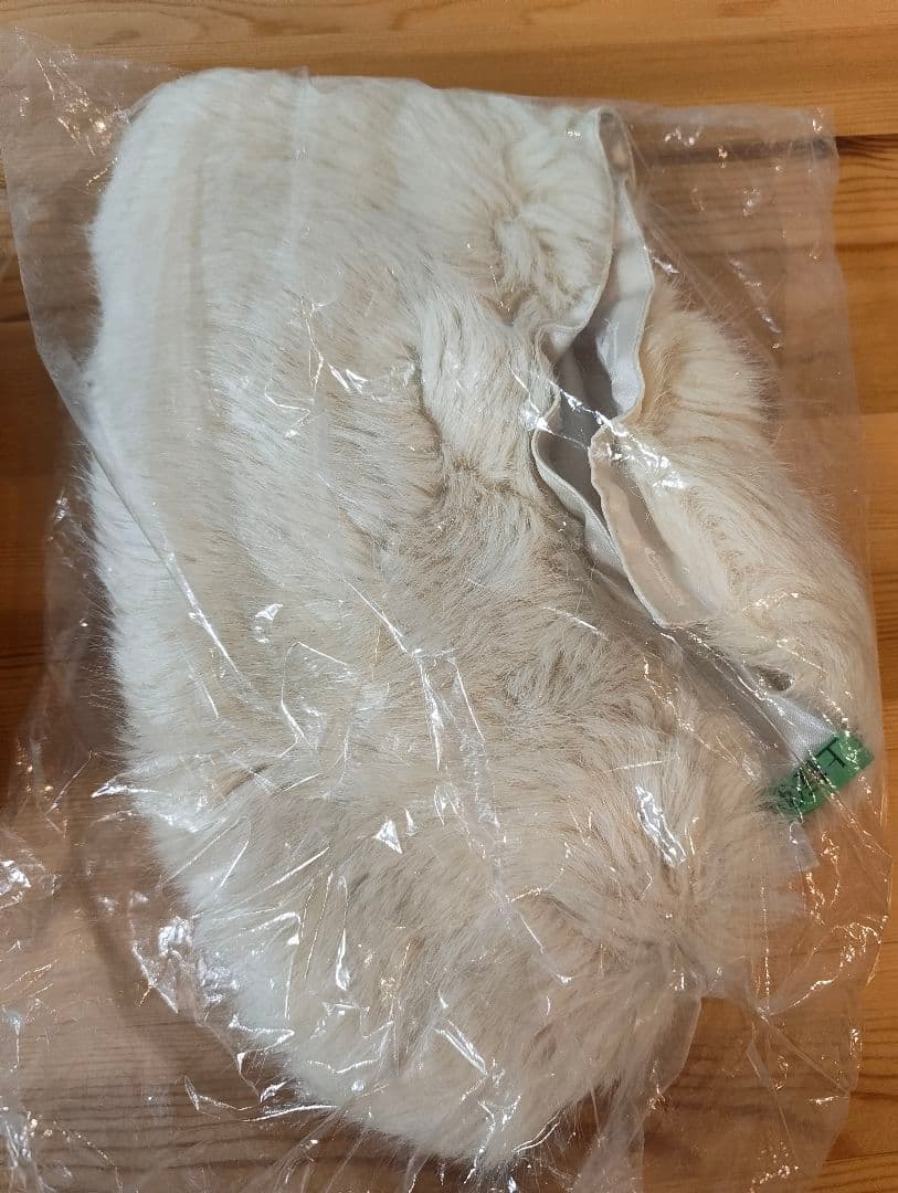 メアリーマグダレン アマンディーヌコート(オフホワイト)