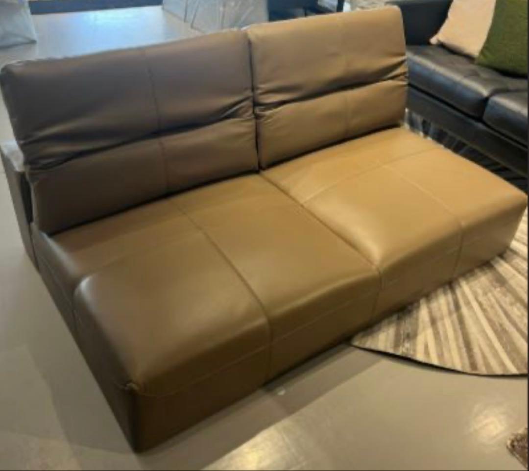 ボーコンセプト　革ハンプトン　BoConcept 2025年納品　半額